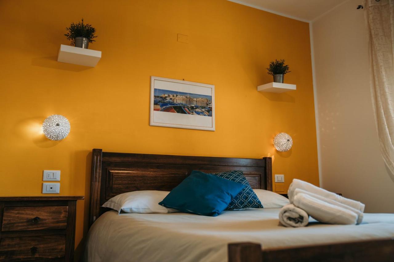 Casa Mita Bed and Breakfast Pulsano Eksteriør billede